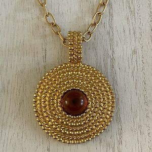Vintage ‘80s large round gold tone amber color Cabochon medallion necklace